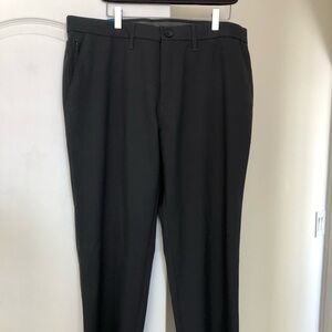 NWOT Haggar Men’s InMotion Performance Pant